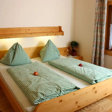 Berggasthof-ferienbauernhof Habersatt ホテル 4*